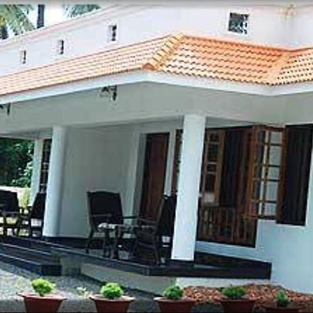Apartamento Palmy Residency Alappuzha Exterior foto
